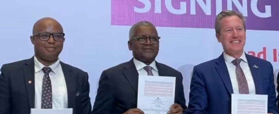Aliko Dangote, Investment Banks Sign Africa’s Biggest IPO